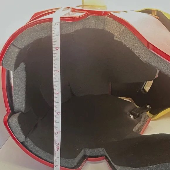 Marvel Ironman Helmet LED Light Up Eyes Foam Liner Push Button Opening Front - Picture 13 of 16